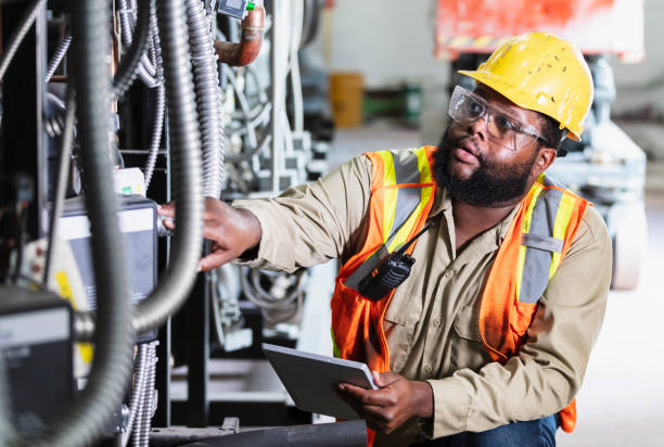 Best Electrical Outlet Repair  in Clinton, MO